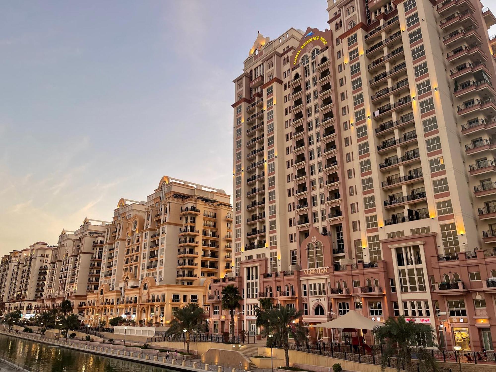 Great View, Dubai Sportcity, Parking Included, Nice Apartments Exterior photo