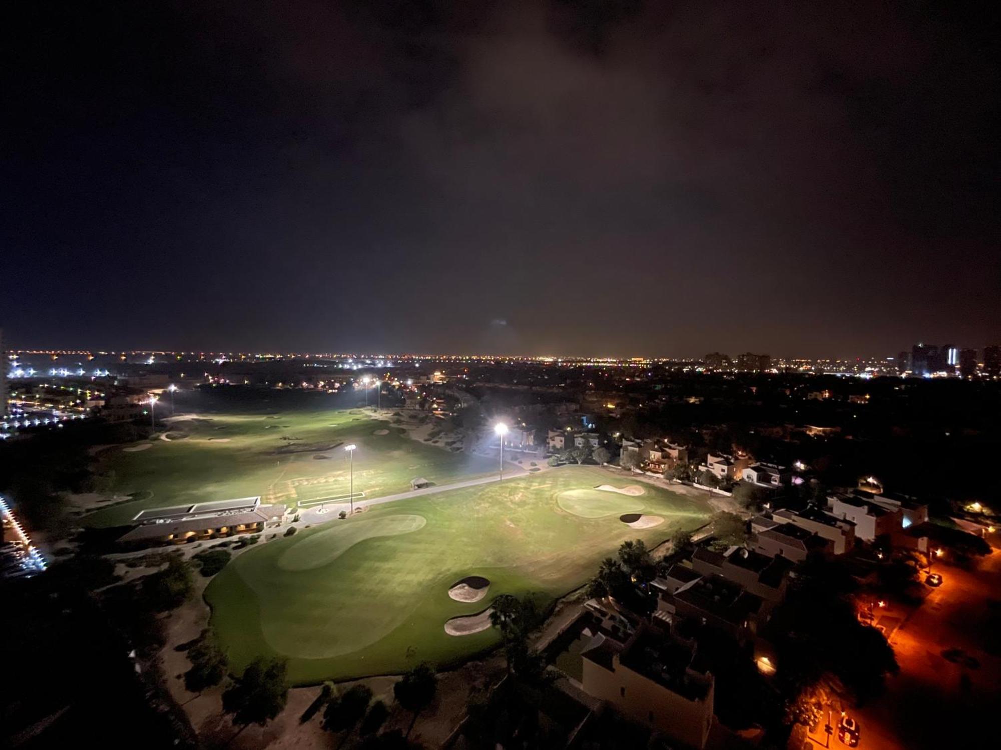 Great View, Dubai Sportcity, Parking Included, Nice Apartments Exterior photo